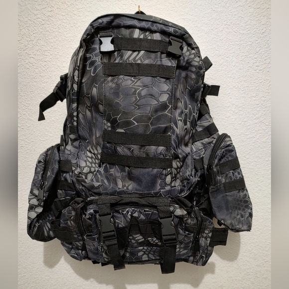 Unbranded Tactical Backpack (rack 2) - Picture 1 of 8
